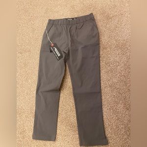 Mountain Khakis NWT - Size S - Classic Fit